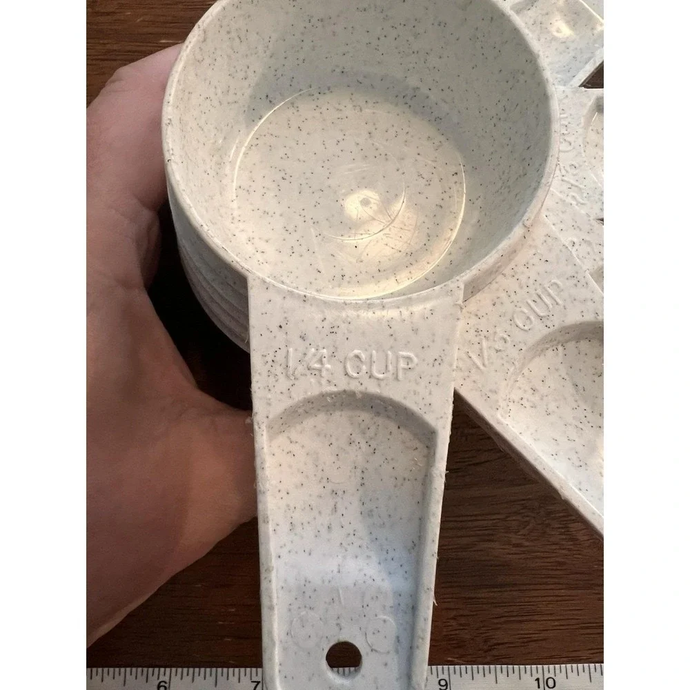 Vintage 1990s Tupperware White Gray Speckled Measuring Cups- Set of 5